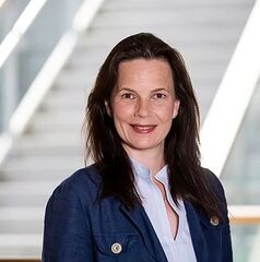Louise Gade